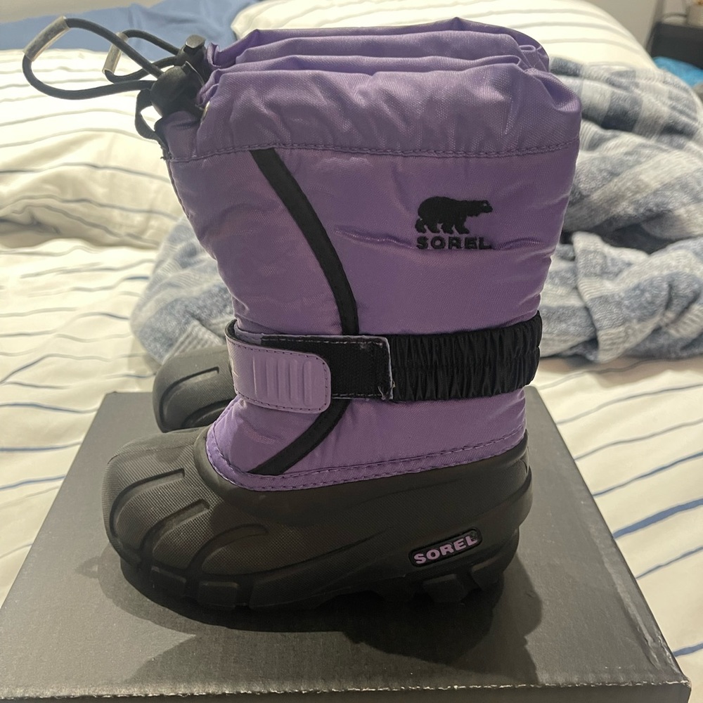 Sorel Kids Purple and Black Winter Boots